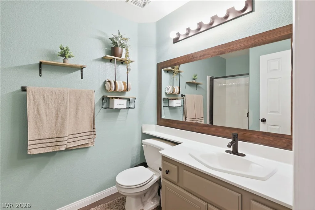 2730 Meadow Spring, Las Vegas, NV 89156