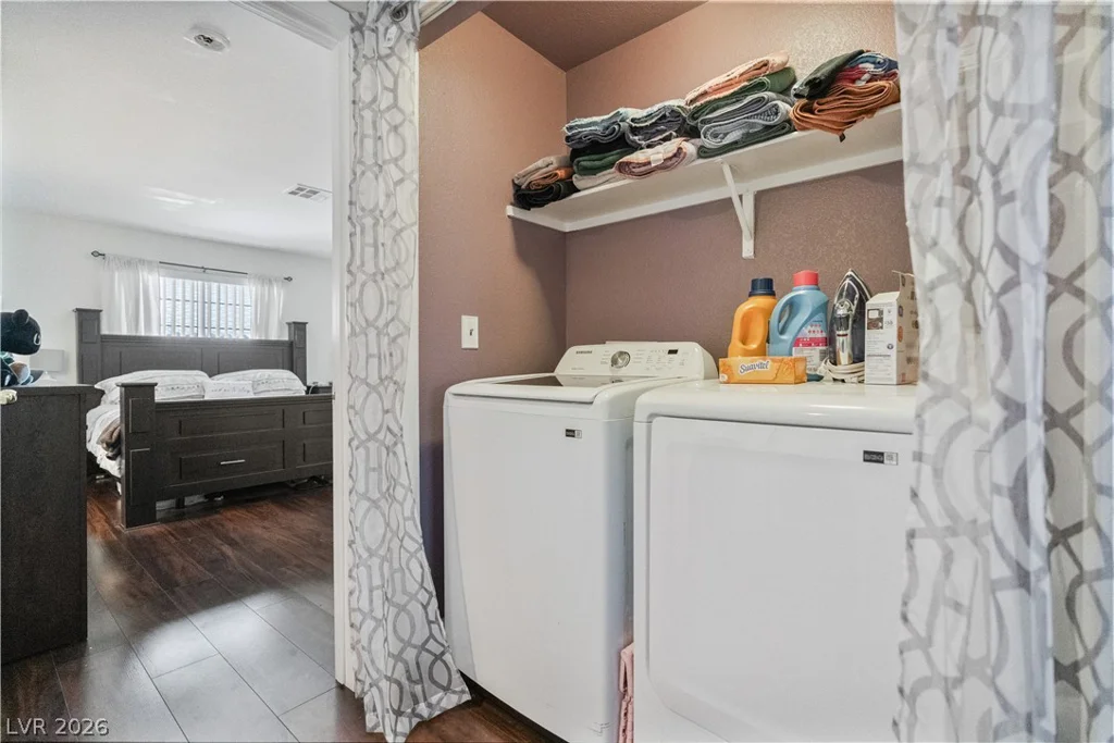 8410 Eldora, Las Vegas, NV 89117