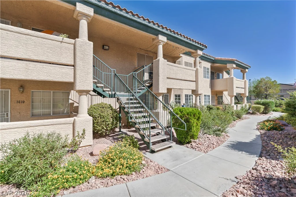 8410 Eldora, Las Vegas, NV 89117