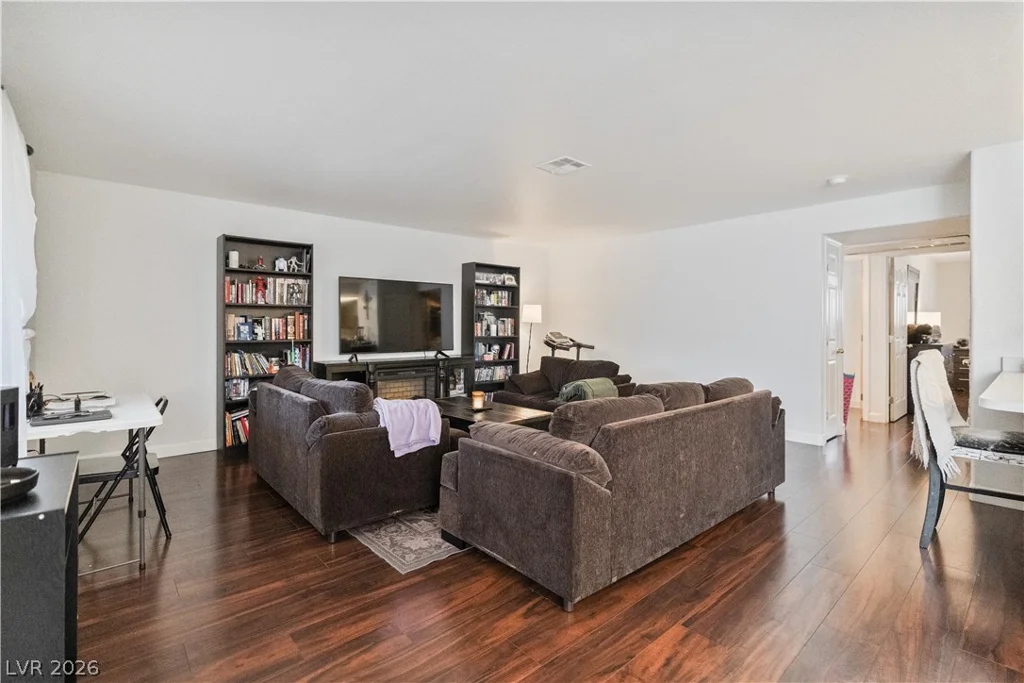 8410 Eldora, Las Vegas, NV 89117