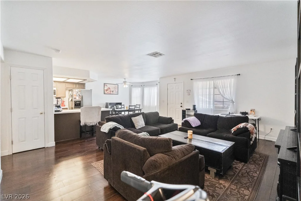 8410 Eldora, Las Vegas, NV 89117
