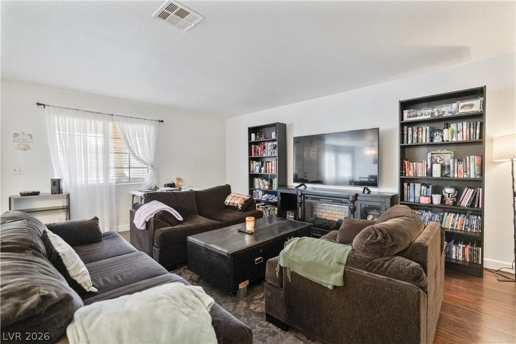 8410 Eldora, Las Vegas, NV 89117