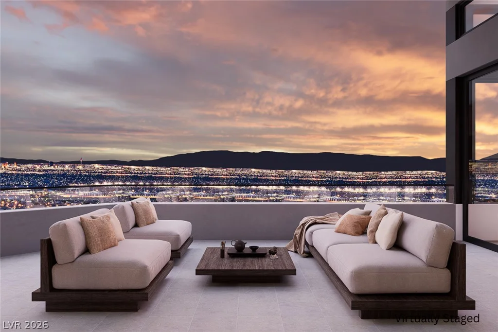 633 Majestic Rim, Henderson, NV 89012