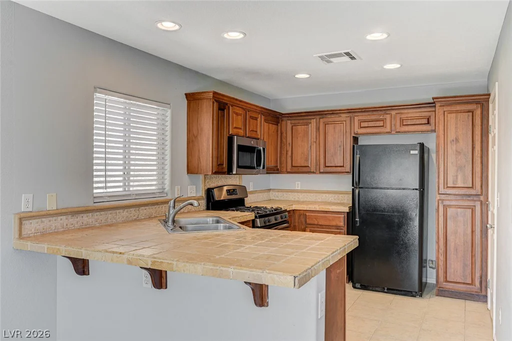 8433 Spencer Canyon, Las Vegas, NV 89166