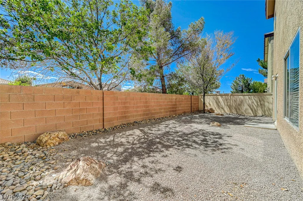 8433 Spencer Canyon, Las Vegas, NV 89166
