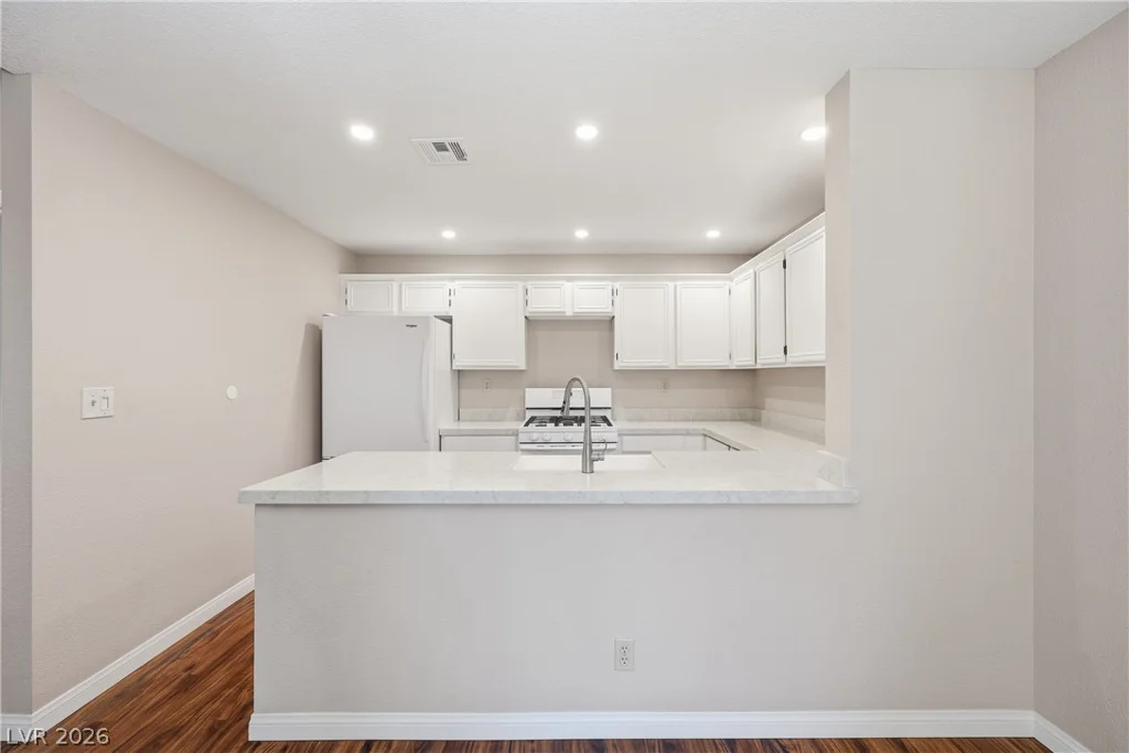 2641 Durango, Las Vegas, NV 89117