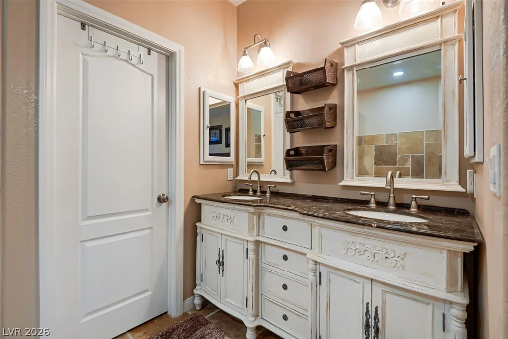 707 Jane Eyre, Henderson, NV 89002