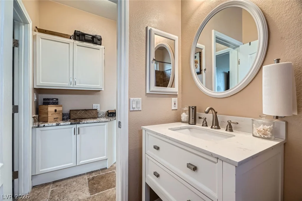 707 Jane Eyre, Henderson, NV 89002