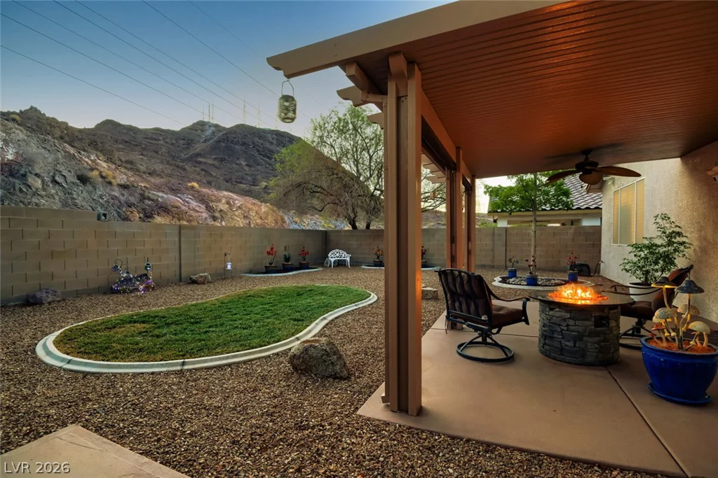 707 Jane Eyre, Henderson, NV 89002