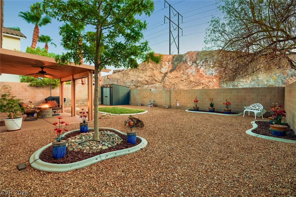 707 Jane Eyre, Henderson, NV 89002