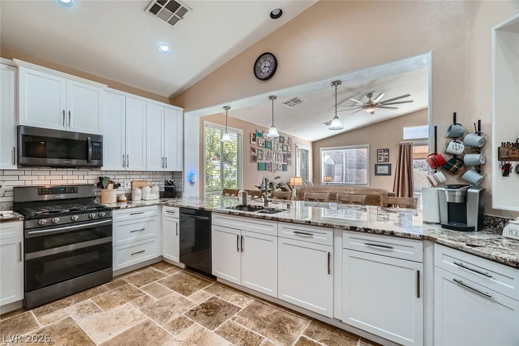 707 Jane Eyre, Henderson, NV 89002
