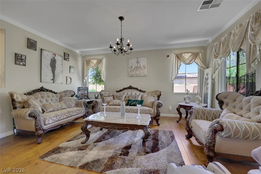 8101 Bradley, Las Vegas, NV 89131