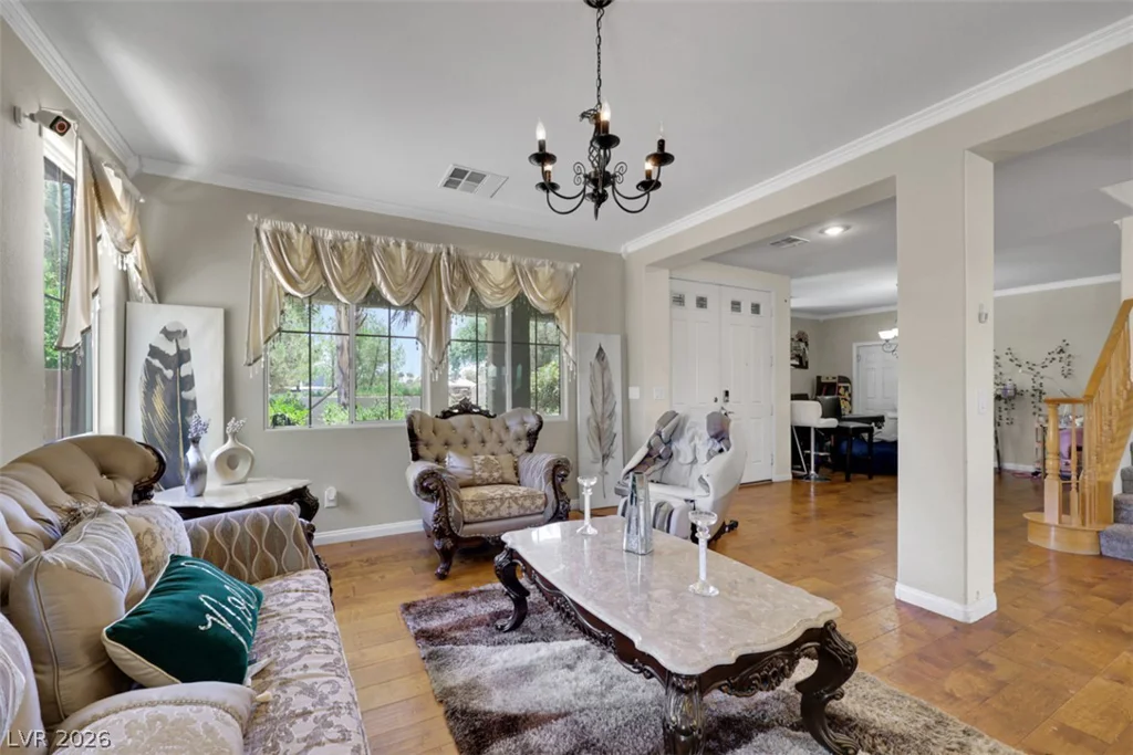 8101 Bradley, Las Vegas, NV 89131