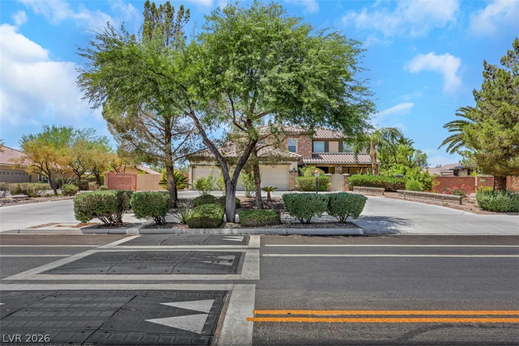 8101 Bradley, Las Vegas, NV 89131