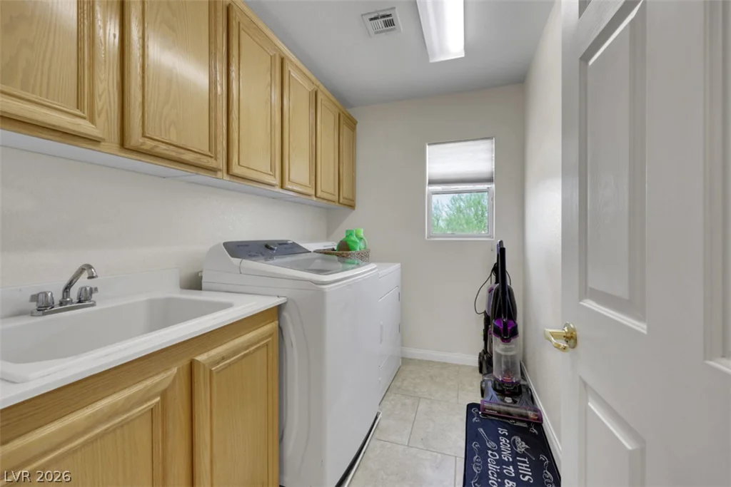 8101 Bradley, Las Vegas, NV 89131