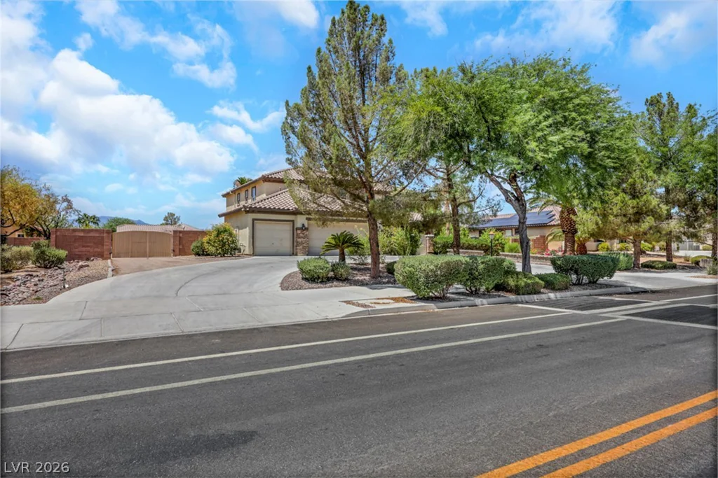 8101 Bradley, Las Vegas, NV 89131