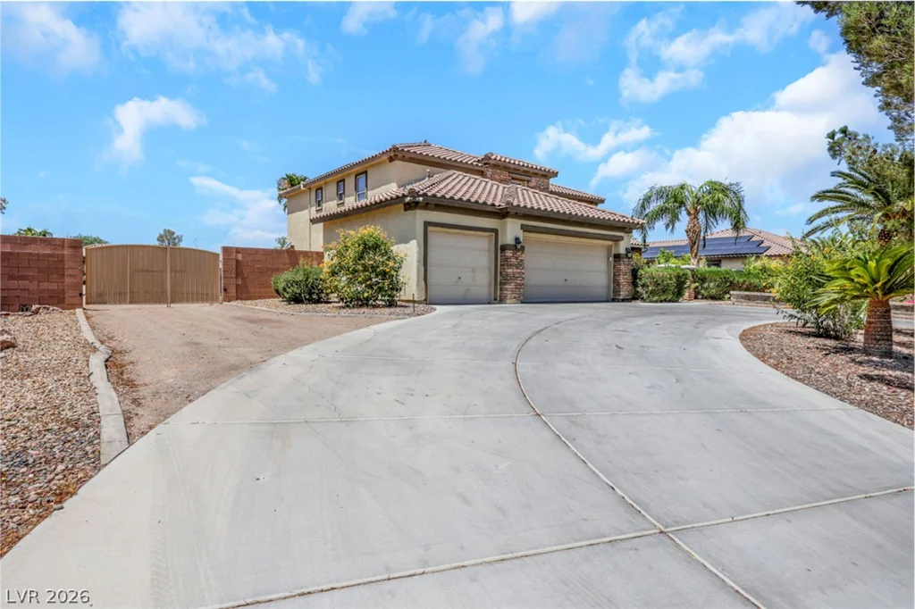 8101 Bradley, Las Vegas, NV 89131