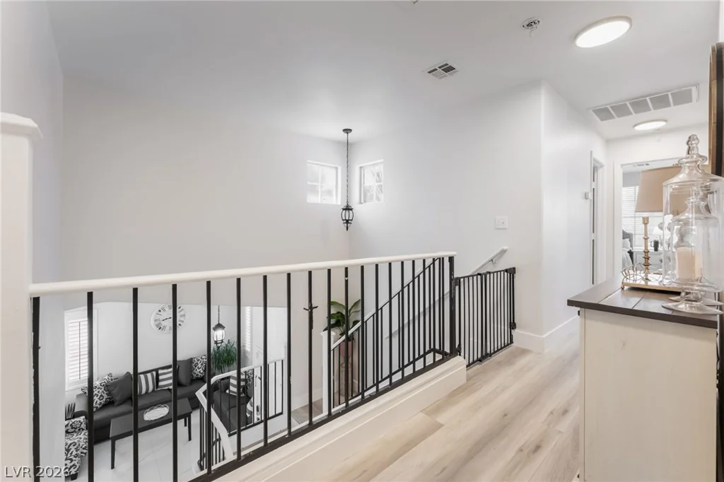 107 Zenith Point, North Las Vegas, NV 89032
