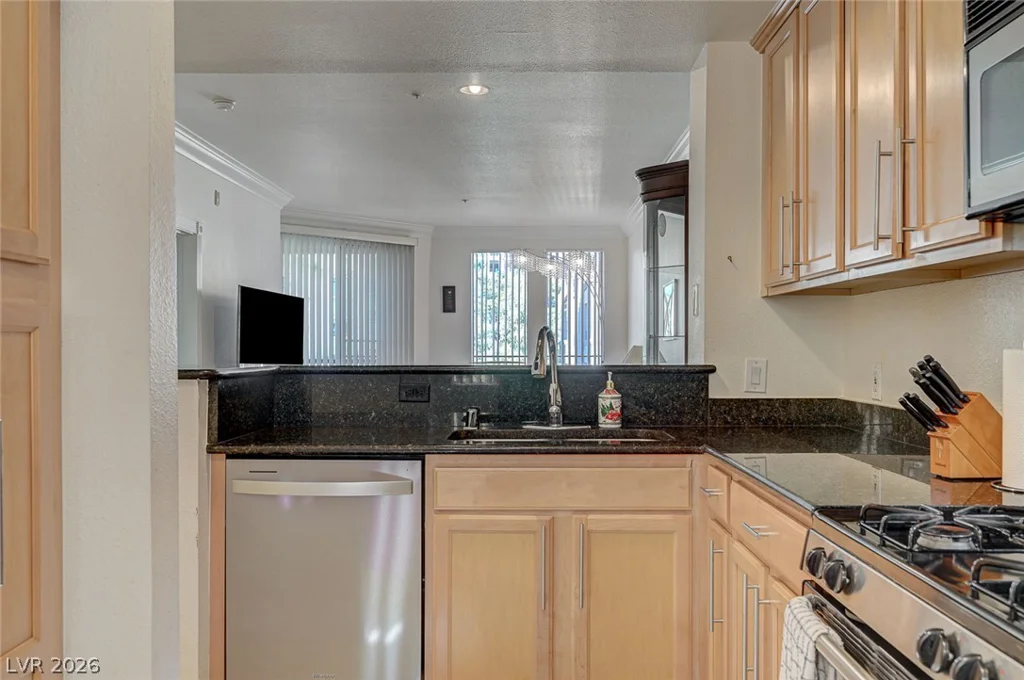 260 Flamingo, Las Vegas, NV 89169
