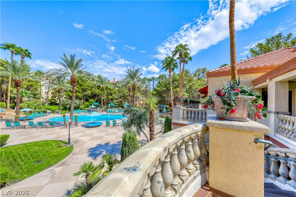 260 Flamingo, Las Vegas, NV 89169