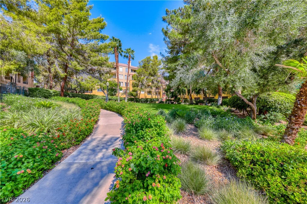 260 Flamingo, Las Vegas, NV 89169