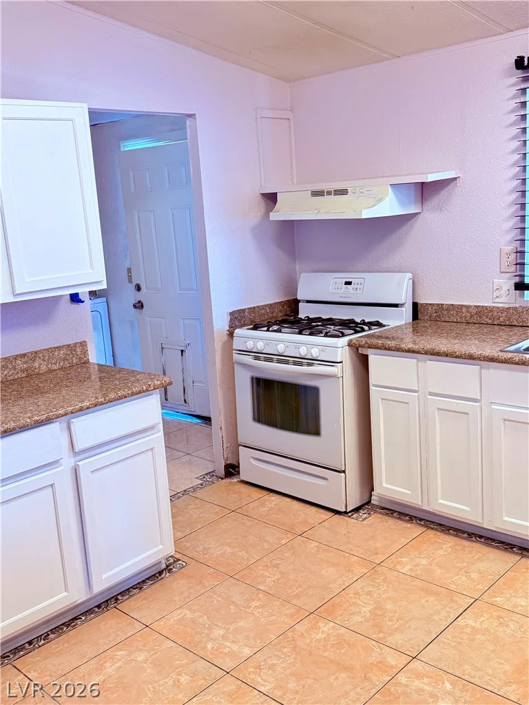 4182 Queen Isabel, Las Vegas, NV 89115