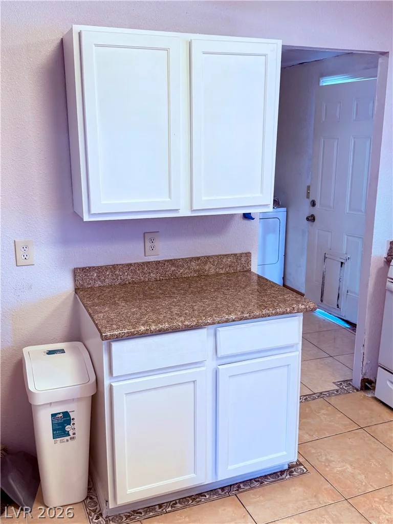 4182 Queen Isabel, Las Vegas, NV 89115