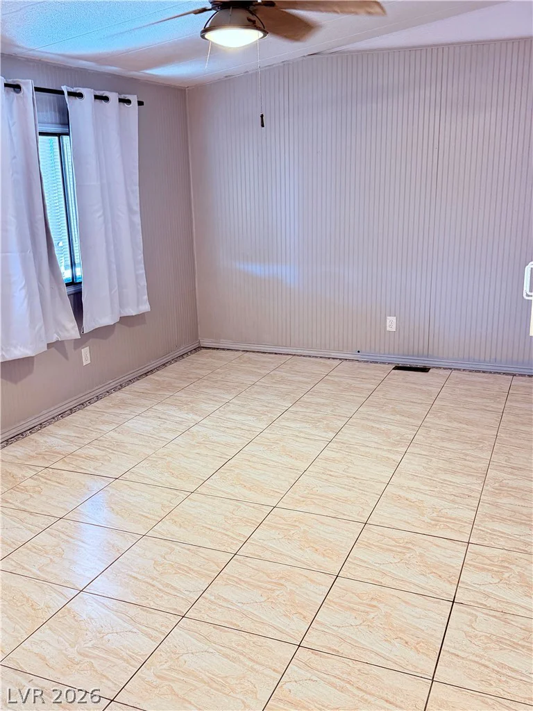4182 Queen Isabel, Las Vegas, NV 89115