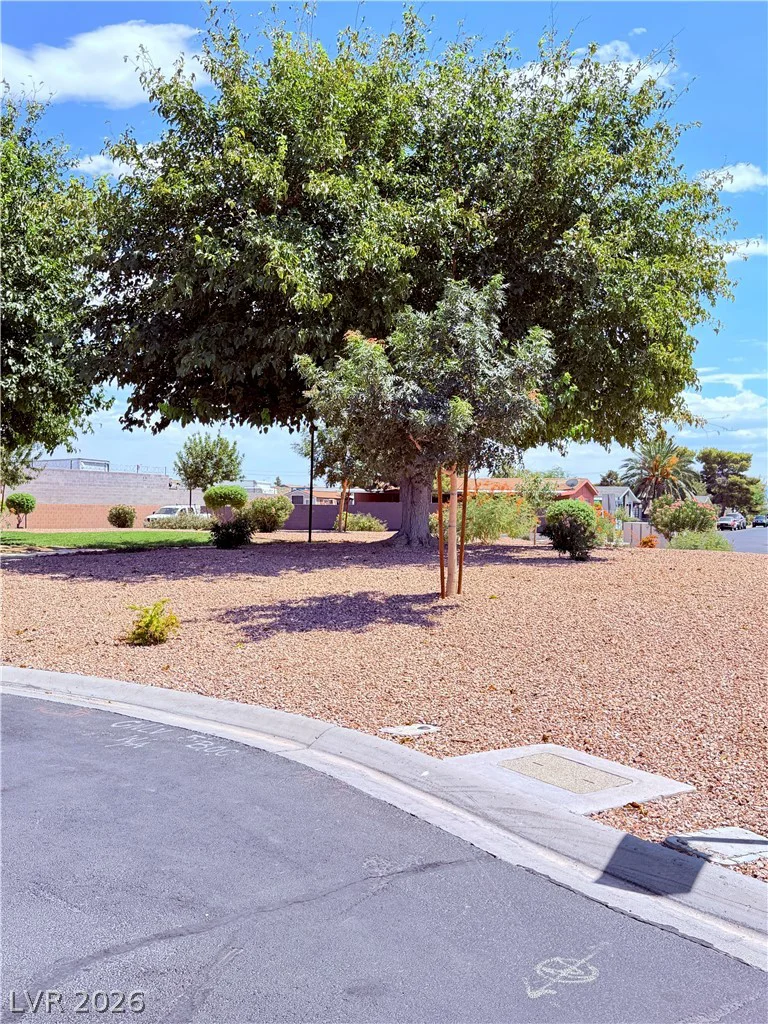 4182 Queen Isabel, Las Vegas, NV 89115