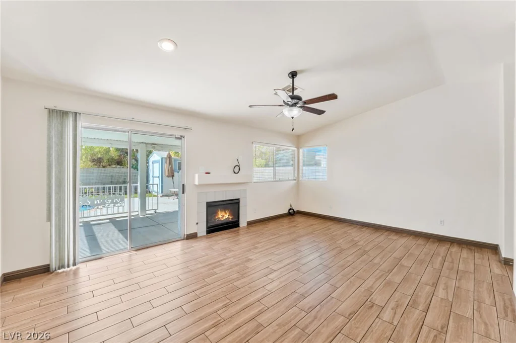 2027 Fountain Valley, North Las Vegas, NV 89031