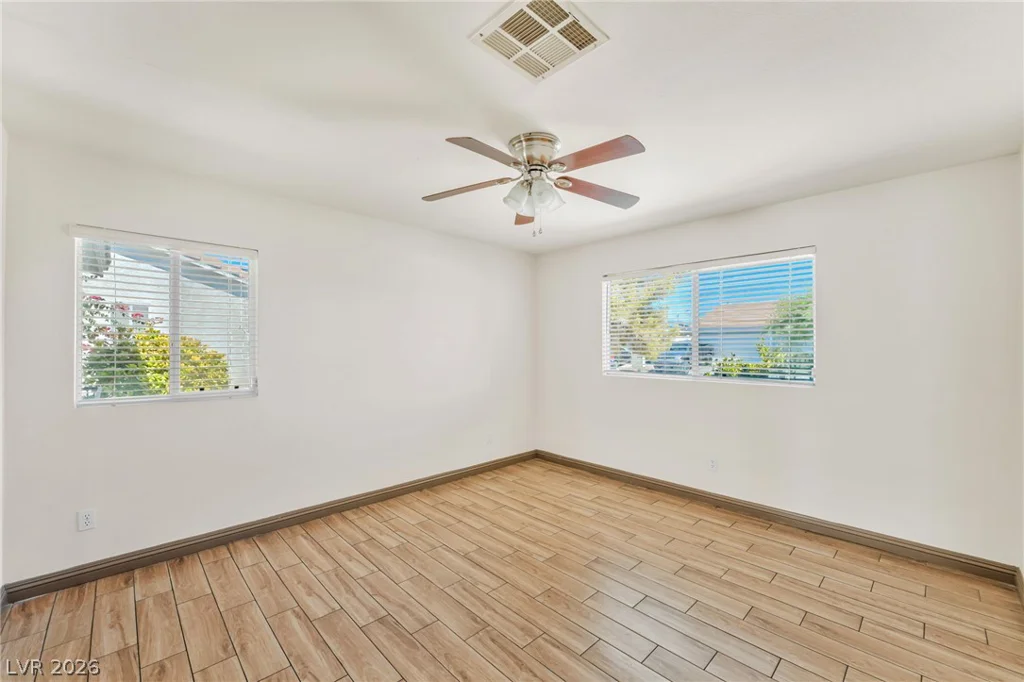 2027 Fountain Valley, North Las Vegas, NV 89031