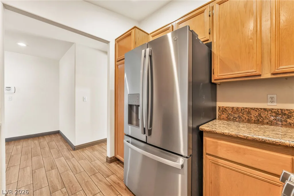 2027 Fountain Valley, North Las Vegas, NV 89031