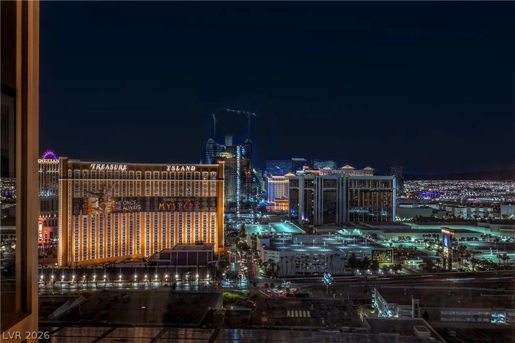 2000 Fashion Show, Las Vegas, NV 89109