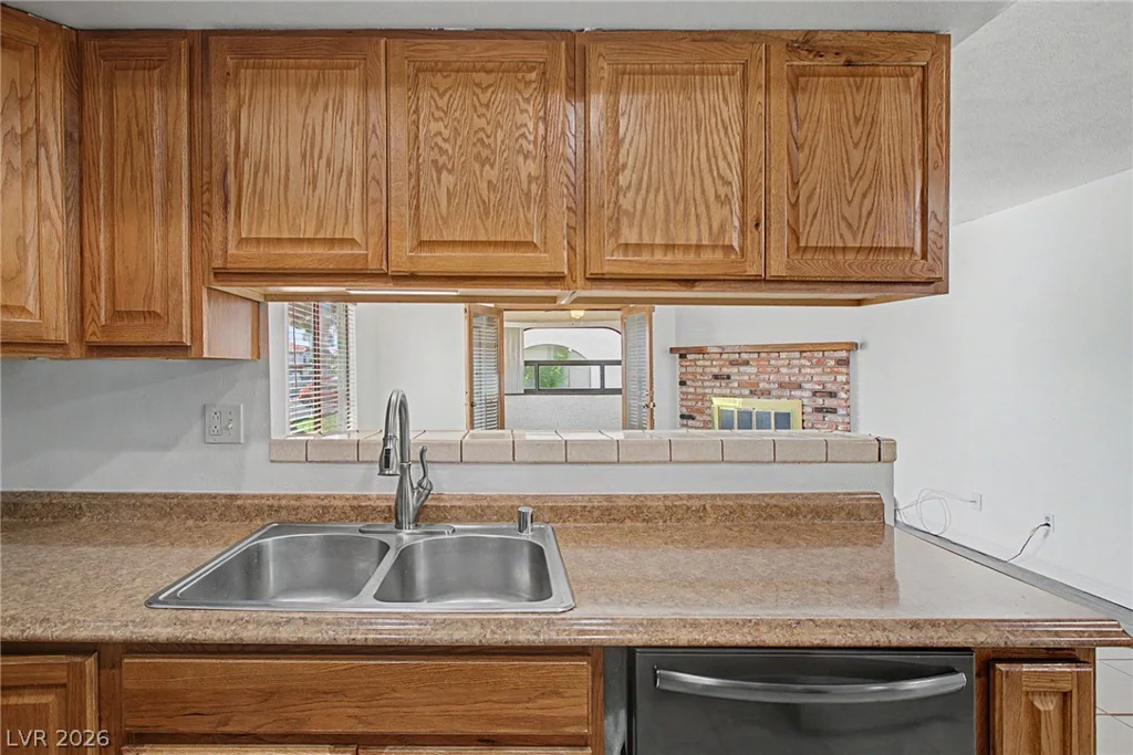 1412 Santa Margarita, Las Vegas, NV 89146