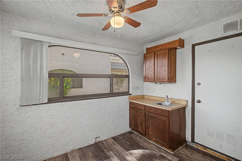 1412 Santa Margarita, Las Vegas, NV 89146