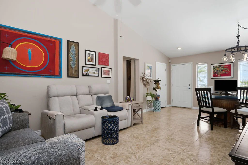 2521 Springbrook, Las Vegas, NV 89134