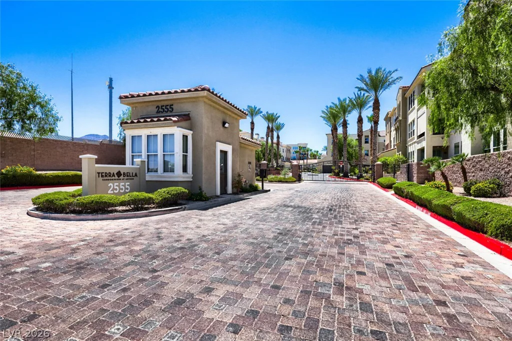 2555 Hampton, Henderson, NV 89052