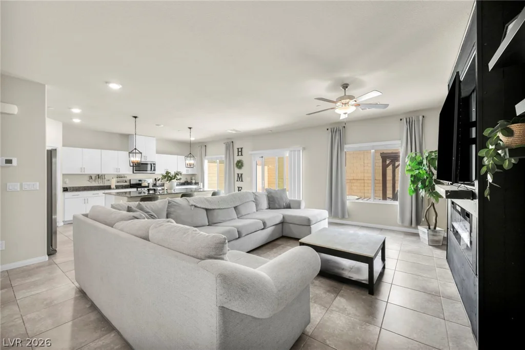 10932 Meridian Fields, Las Vegas, NV 89166