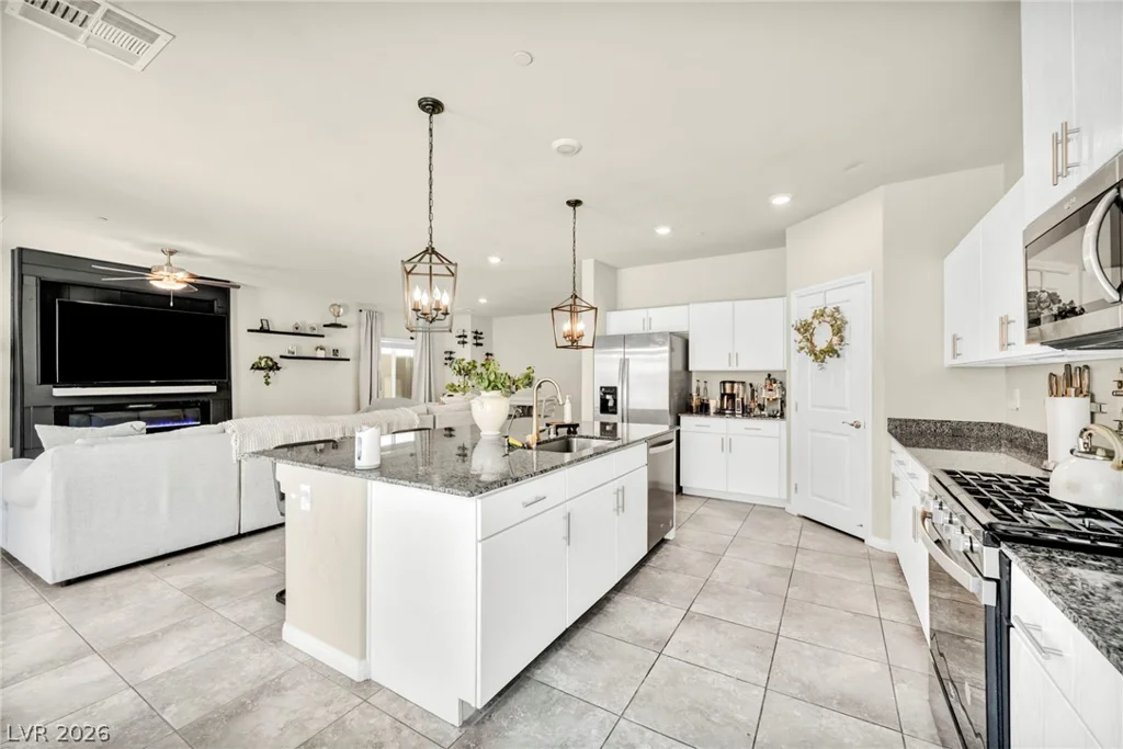 10932 Meridian Fields, Las Vegas, NV 89166