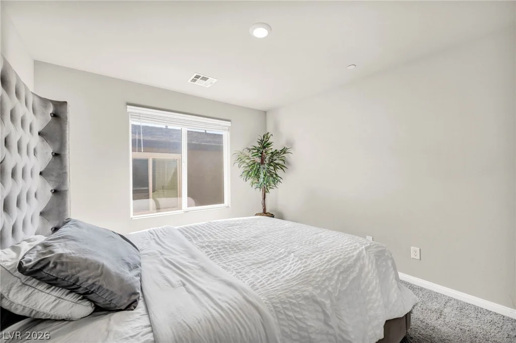 10932 Meridian Fields, Las Vegas, NV 89166