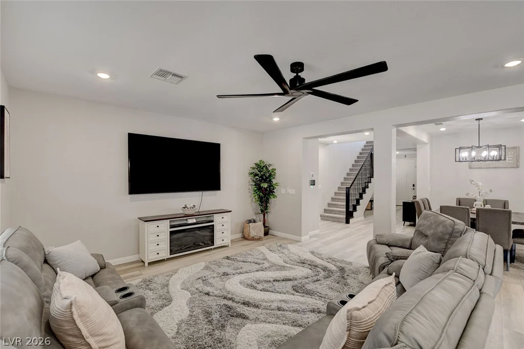 10287 Magnolia Creek, Las Vegas, NV 89141