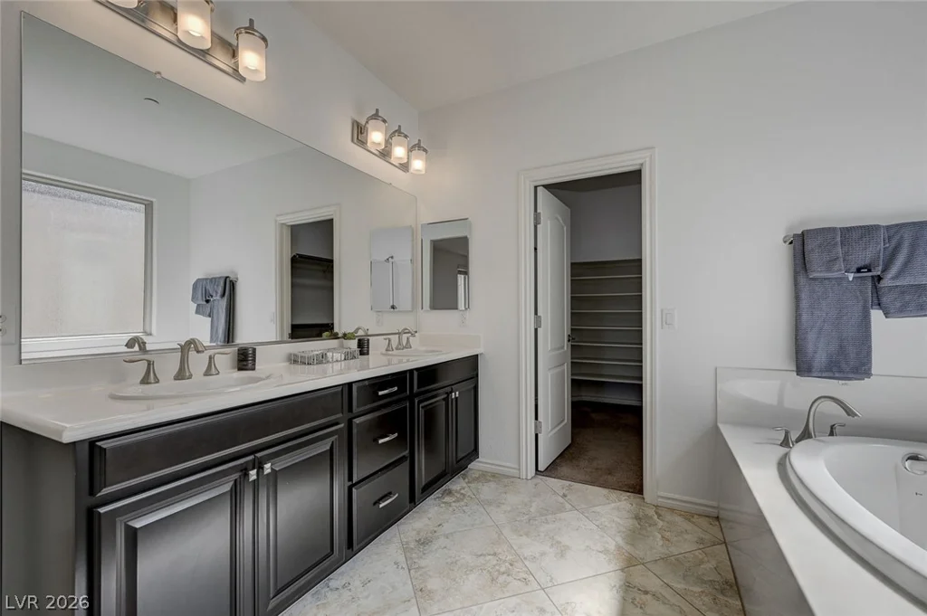 2894 Shining Sun, Henderson, NV 89052