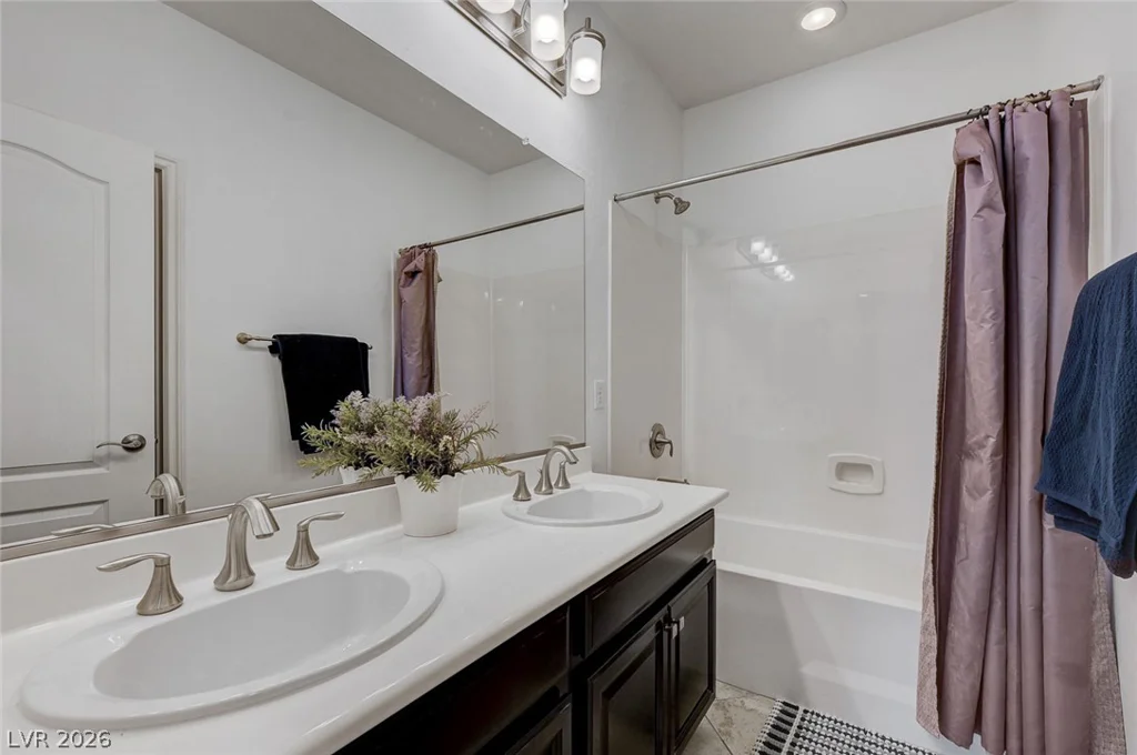 2894 Shining Sun, Henderson, NV 89052