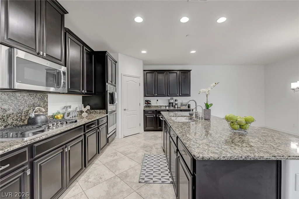 2894 Shining Sun, Henderson, NV 89052