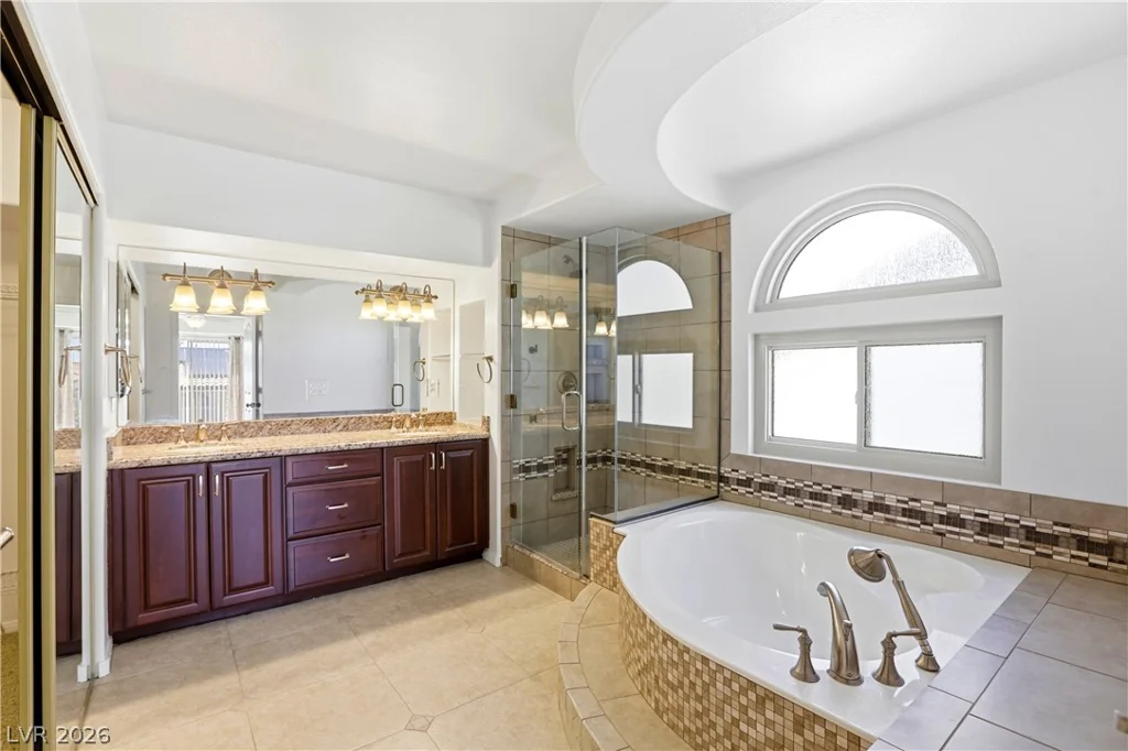 3692 River Canyon, Las Vegas, NV 89129