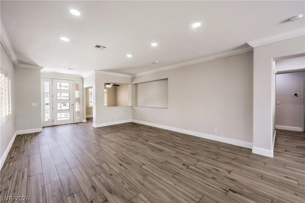 800 Royal Elm, Las Vegas, NV 89144