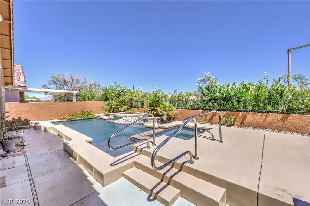 800 Royal Elm, Las Vegas, NV 89144