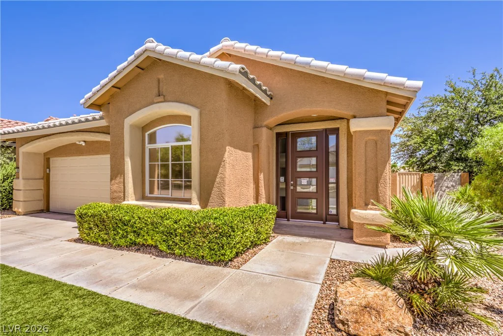 800 Royal Elm, Las Vegas, NV 89144