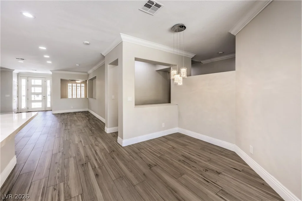 800 Royal Elm, Las Vegas, NV 89144