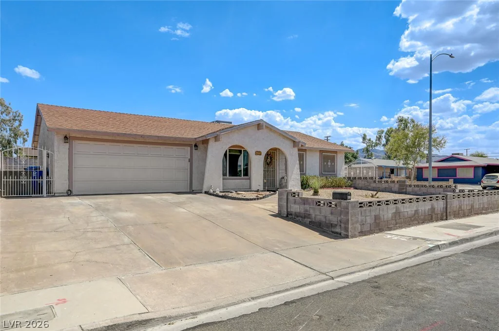 400 Pagan, Henderson, NV 89011